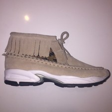 Scarpe eleganti mocassino alla