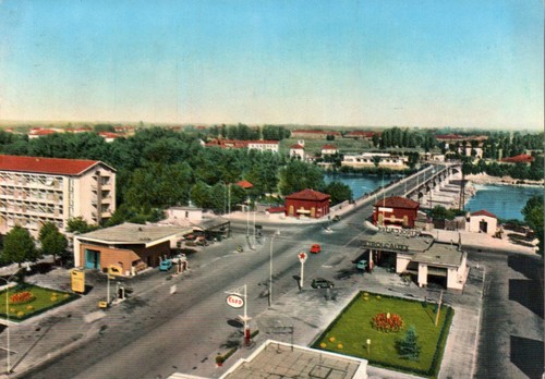 Alessandria piazza gobetti - alessandria,