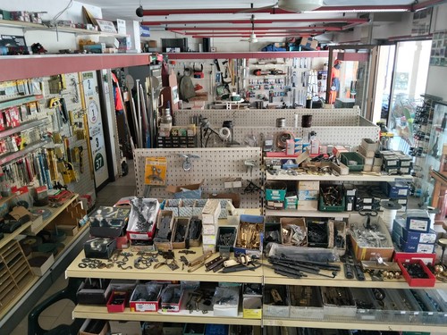 Arredamento negozio usato per - arredamento,