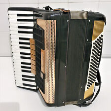 SPLENDIDA FISARMONICA SCANDALLI   80 BASSI 3+5 7 REGISTRI AL CANTO E 2 AI BASSI