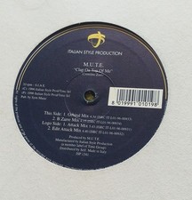 M.U.T.E. - clap on top of me