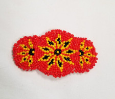 Barretta con perline 2" x 3"