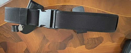 Attrezzatura guardia giurata - attrezzatura,
