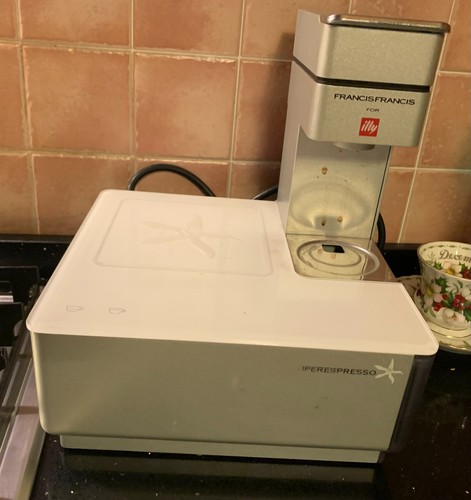Illy iperespresso francis - y1.1,
