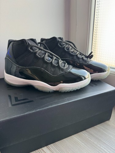 Nike air jordan retro - air,