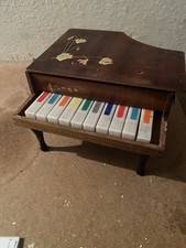 Piccolo Pianoforte In Legno