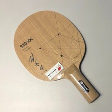 Yinhe Lama difensiva da ping pong 980XX Kim Song I ST