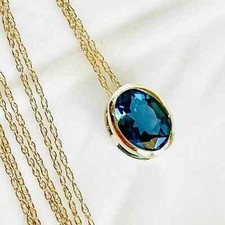 Collana con ciondolo aureola