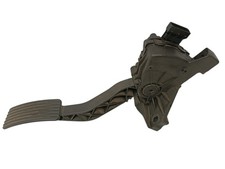 MN125792 PEDALE ACCELERATORE