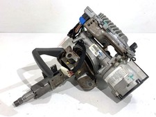 POMPE DE DIRECTION ASSISTÉE