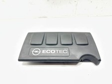 Assetto coprimotore superiore