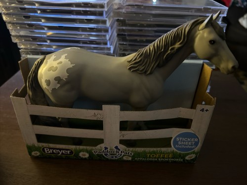 Breyer paddock pals toffee - breyer,