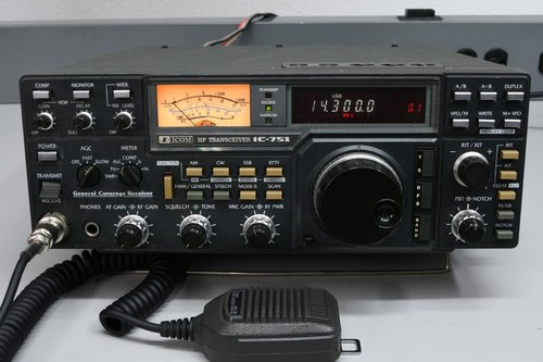 Radio classic icom 751 - radio,