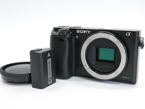 Fotocamera digitale mirrorless