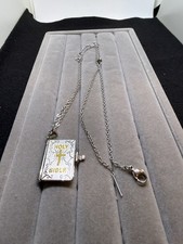 Collana con ciondolo Bibbia