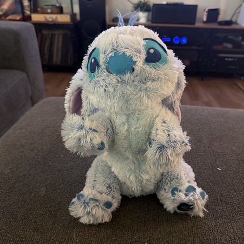 Rare disney store exclusive - store,