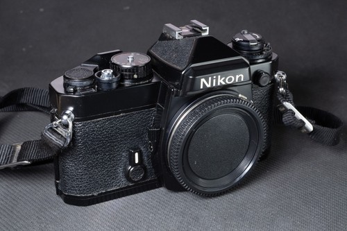 Nikon black testata - black,