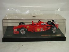 1:18 Ferrari F2001 Marlboro, Campione del Mondo, M. Schumacher, in confezione originale + vetrina