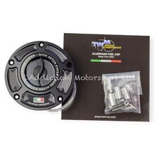 Tappo carburante nero azione