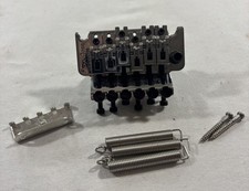 Ponte tremolo chiusura