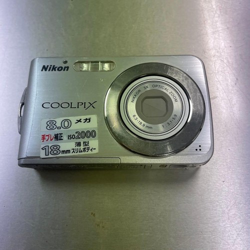 Fotocamera digitale compatta