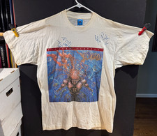 T-shirt concerto firmata DIO