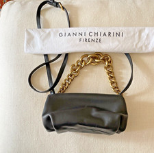 Borsa Gianni Chiarini Firenze in pelle nera con catena oro