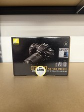 Nikon D7500 + AF-S DX NIKKOR