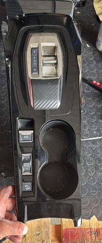 Console centrale peugeot 2008 - console,