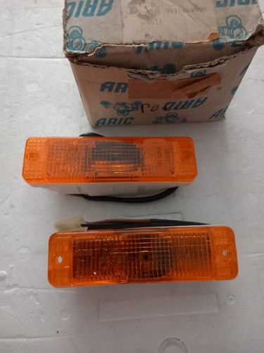 Coppia frecce anteriori marca
