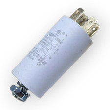 CAPACITOR 1,5 UF 450 +/- 5%