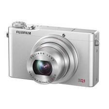 Fujifilm XQ1 Compact Camera