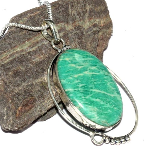 Splendida collana amazzonite