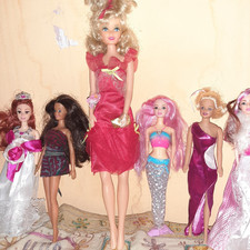 LOTTO  6  BARBIE   NON  MATTEL
