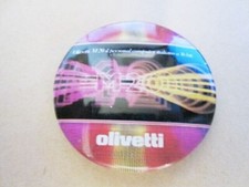 Olivetti M20 1982 spilla gadget pubblicitario