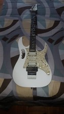 CHITARRA ELETTRICA ibanez