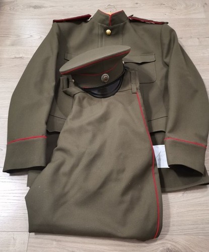 Replica uniforme ufficiali