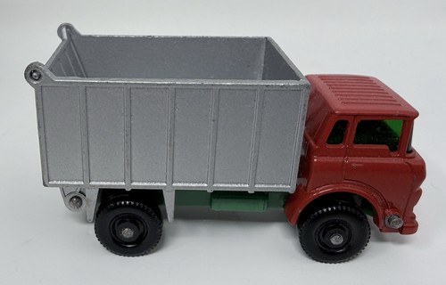 Camion ribaltabile vintage