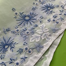 Centrino vintage antico ricamo e applicazione madeira organza blu azzurro fiori 