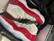 Air Jordan 11 Varsity Red