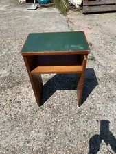 TAVOLINO CON VANO A GIORNO