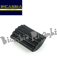 0770 - GOMMINO PEDALE FRENO FORO QUADRO RIGATO VESPA 50 125 PK S XL N FL HP