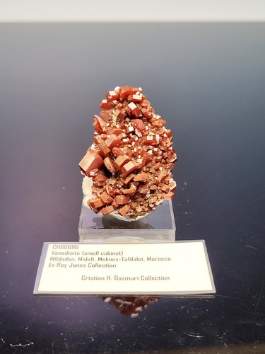 Squisita vanadinite piccola - squisita, (piccola