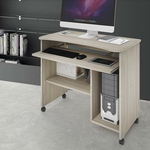 Scrivania ufficio computer con