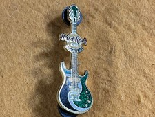 H13-23 HARD ROCK CAFE PIN -