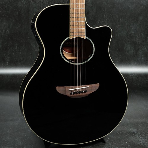 Yamaha apx600 nero ihx257381 - yamaha,