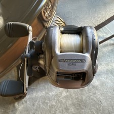 Mulinello da Pesca Alta Velocità Vintage Team Daiwa-S 103HVLA Baitcasting con Bobina Oro