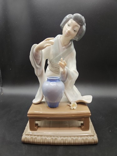 Statuina lladro made - lladro,