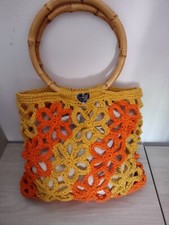 Borsa fatta a mano all'uncinetto in juta con fiori e fodera a sacco