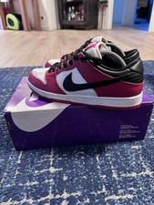 Nike SB Dunk Low Chicago